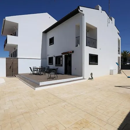 T3-house Of The Palm Tree